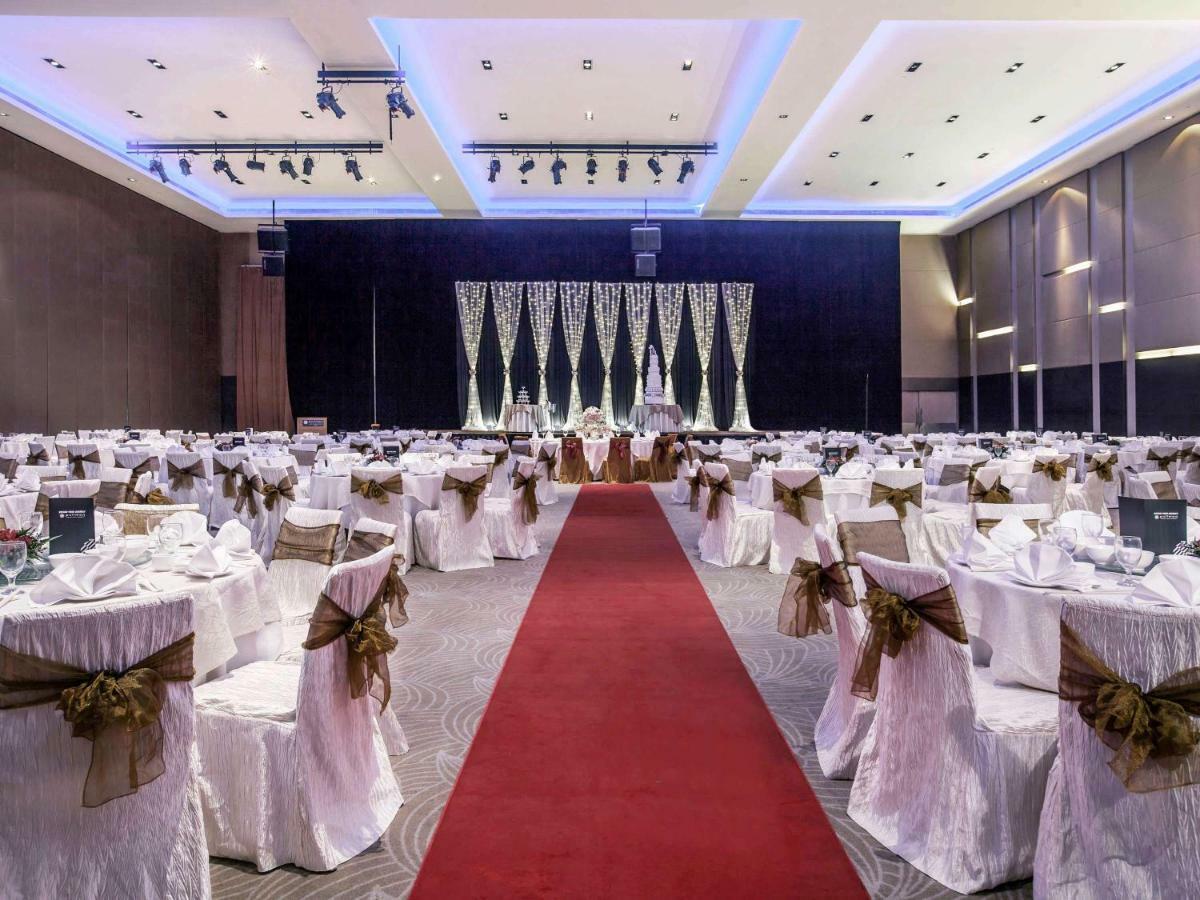 מלון Pullman קוצ'ינג מראה חיצוני תמונה The ballroom of the hotel