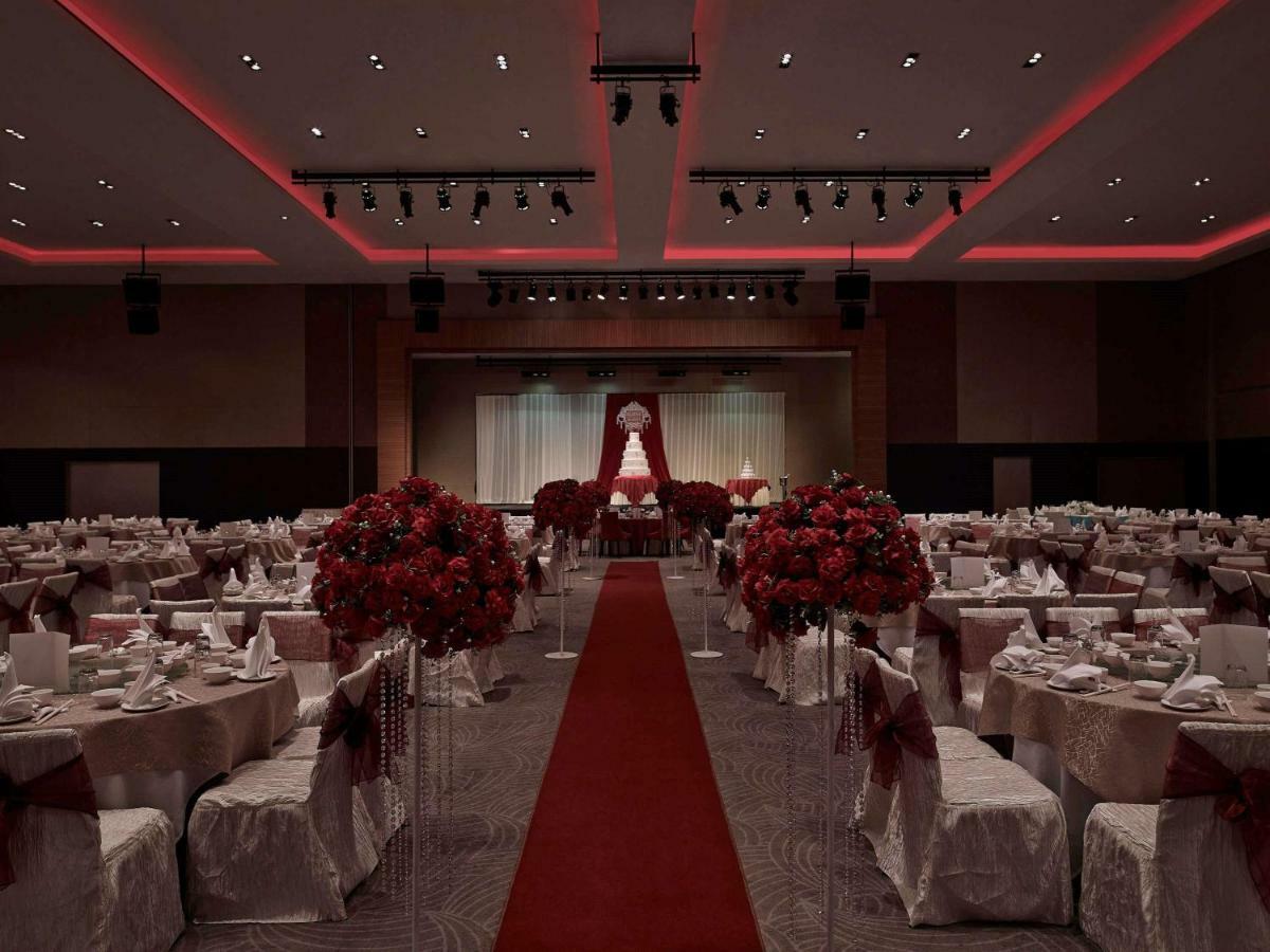 מלון Pullman קוצ'ינג מראה חיצוני תמונה The Grand Ballroom